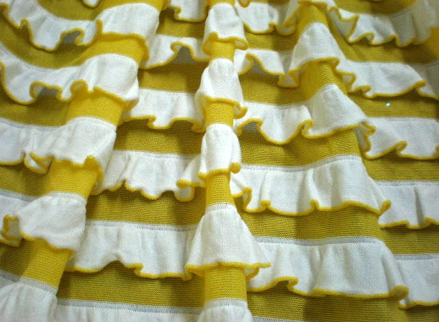 3.White-Yellow Plain Ruffles